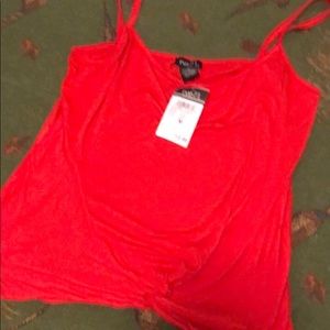 Basic cute tees with bow 🙇‍♀️ tie front,